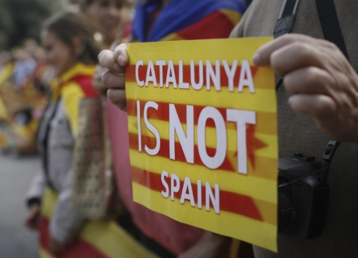 Еврокомиссия сообщила, будет ли Каталония в ЕС в случае отделения - фото 1