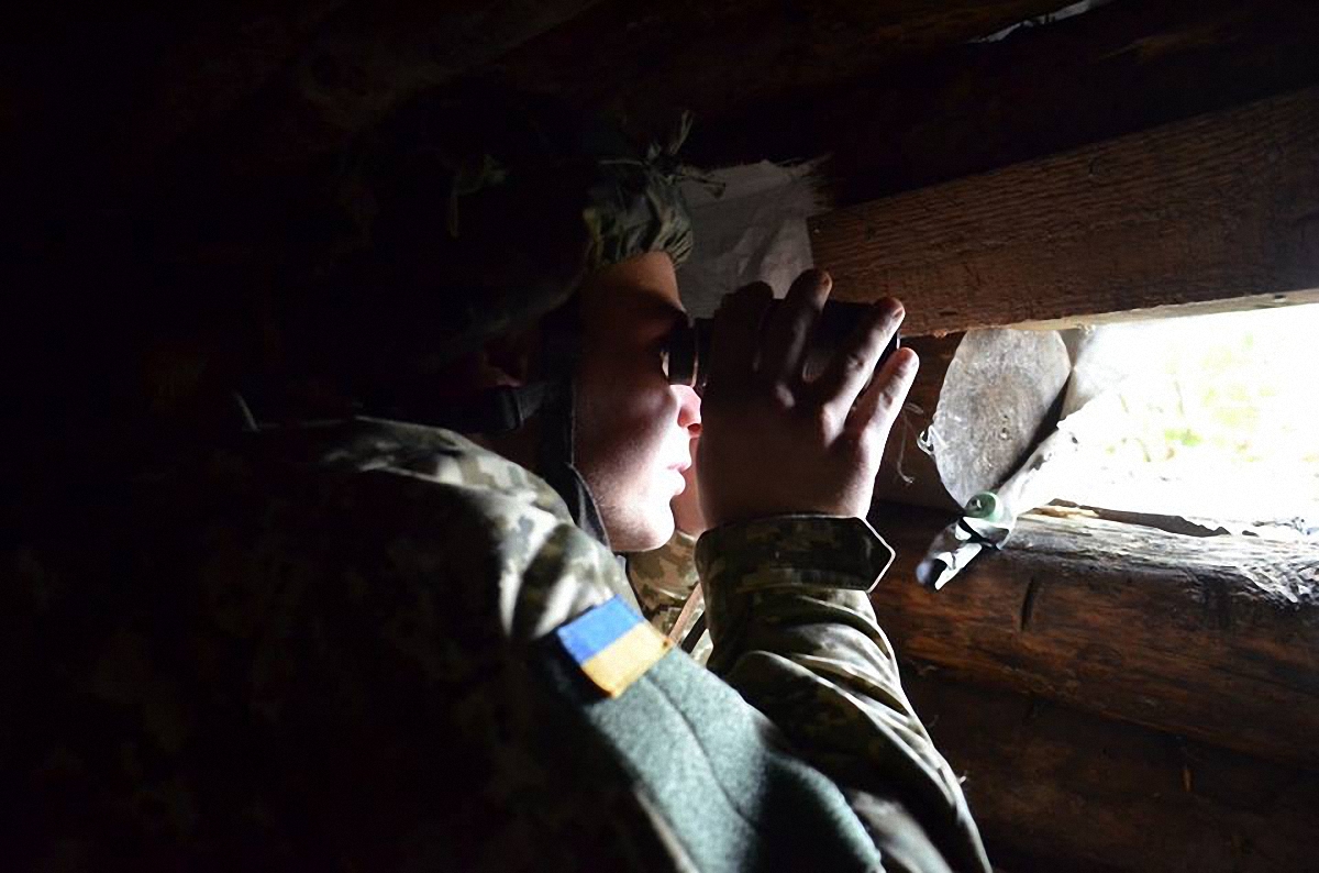 В зоне АТО погибли двое военных из-за обстерлов боевиков - фото 1