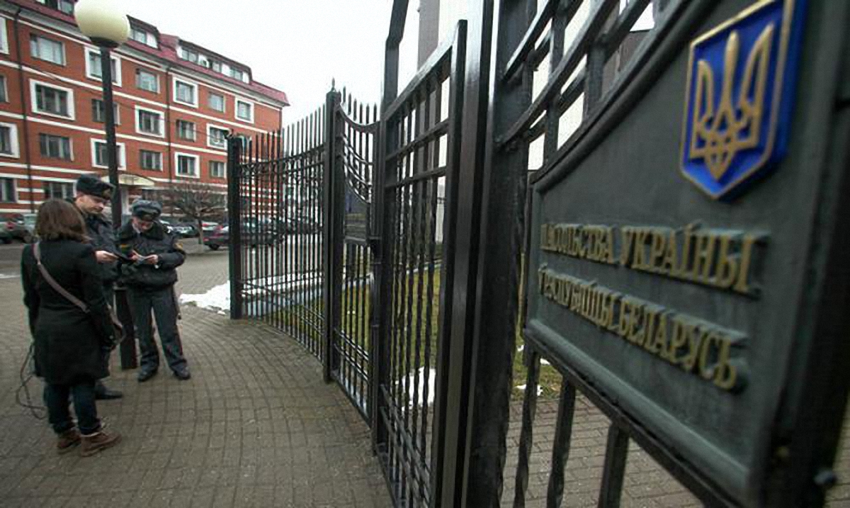 В посольстве Украины заявили об отзыве Игоря Скворцова из Беларуси - фото 1
