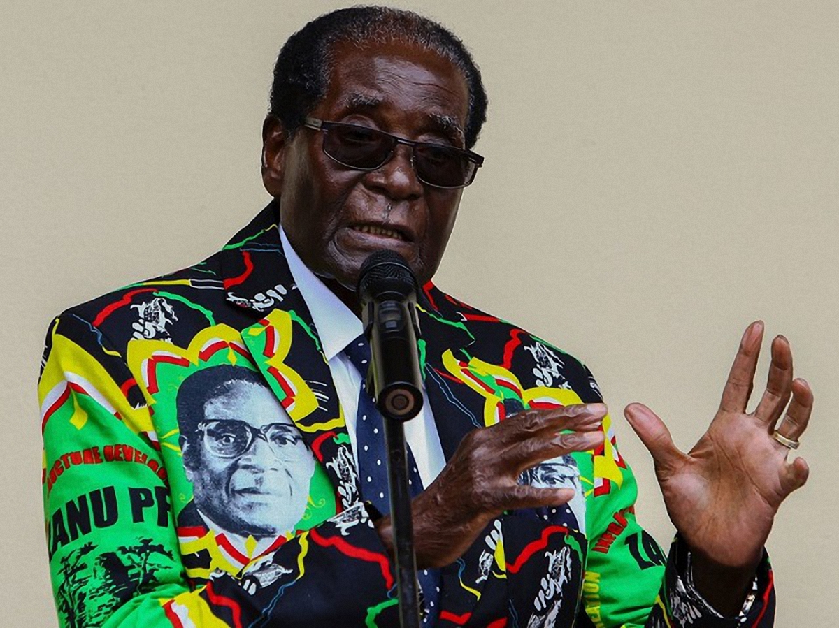 Роберт Мугабе - 93-летний бывший президент Зимбабве - фото 1