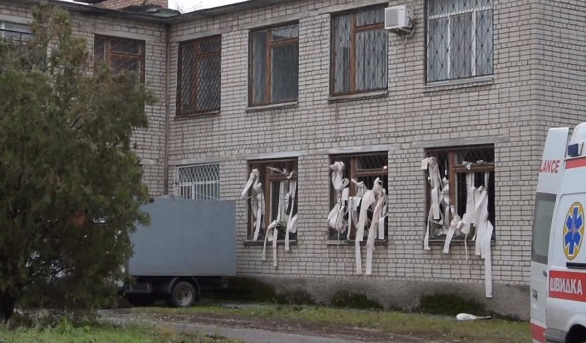 В здании Никопольского суда семь лет не работает металлоискатель - фото 1