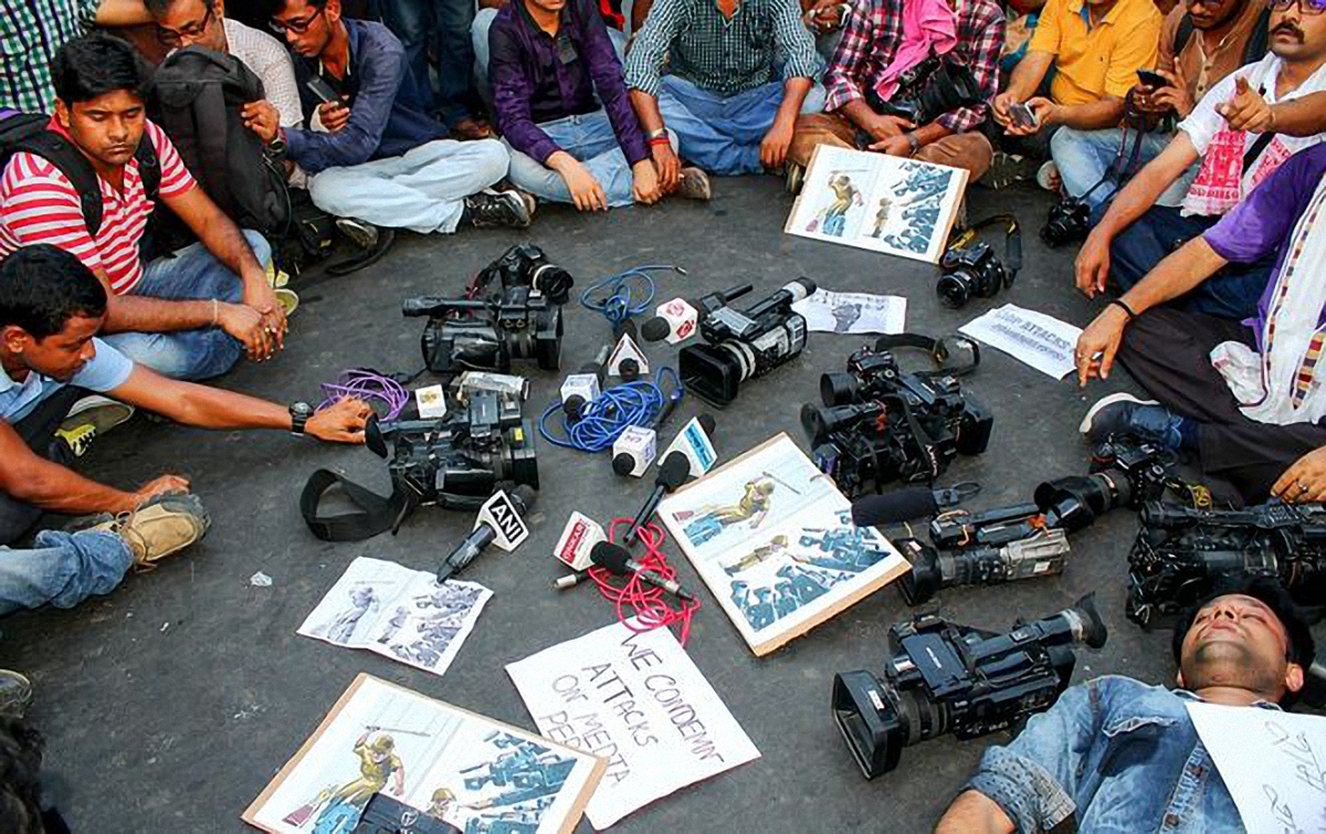 "Репортеры без границ" назвали самые опасные страны для журналистов  - фото 1