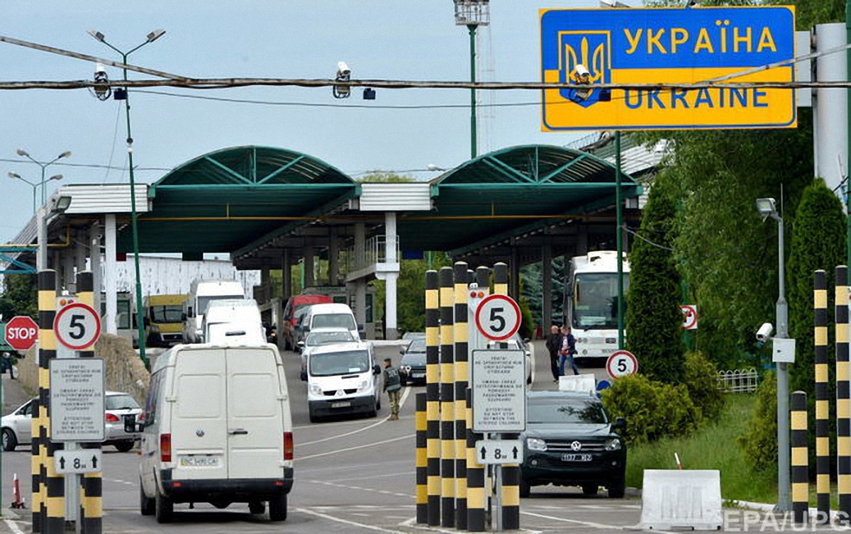 Украина вводит новые правила пересечения границы для россиян с 27 декабря - фото 1