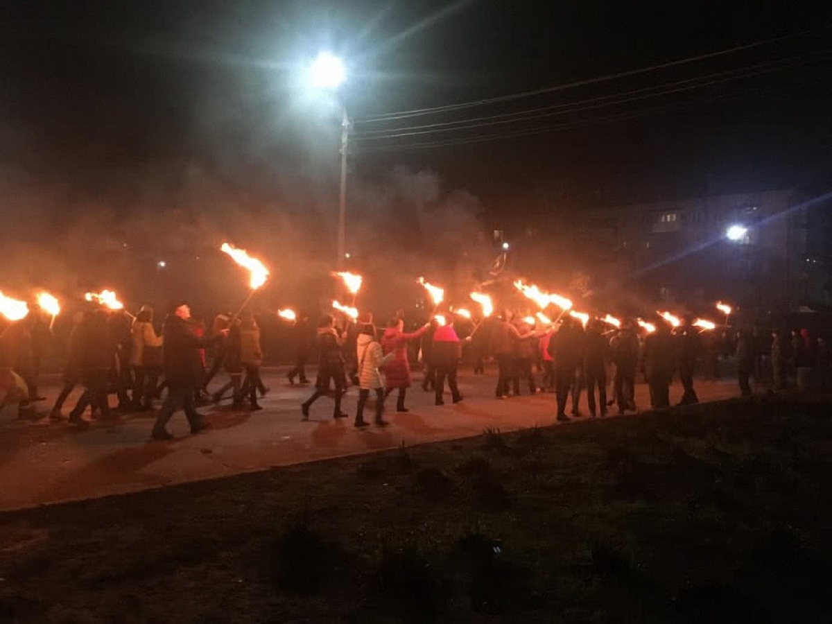 В Донейкой области прошел "марш Бандеры" - фото 1