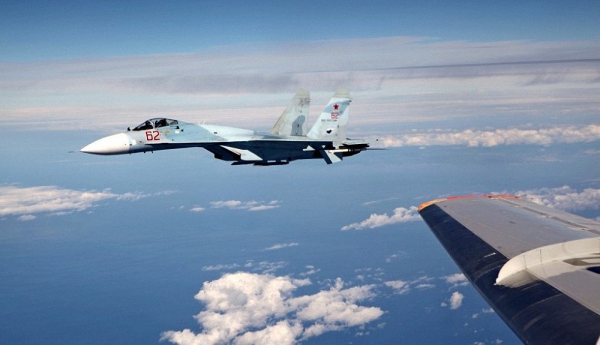 Российский истребитель нарушил международные соглашения, спровоцировав США - фото 1