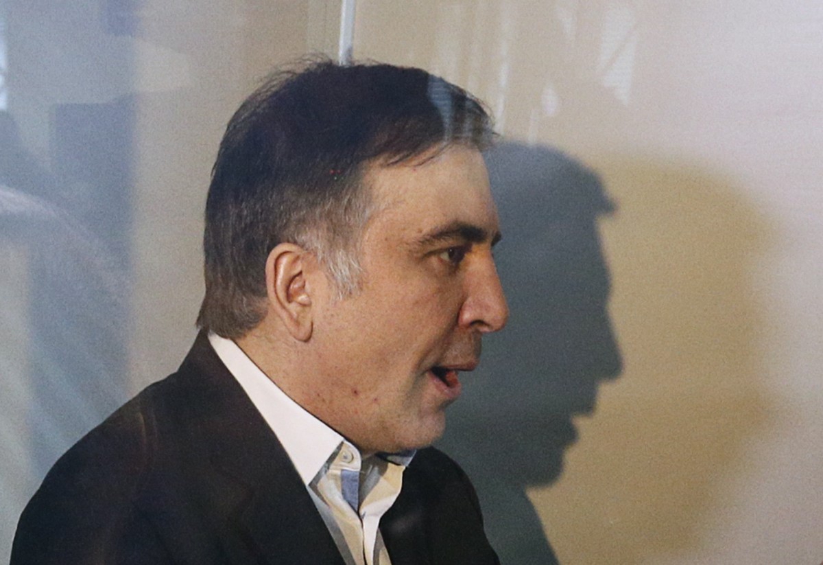 Саакашвили отчаянно пытается остаться в Украине - фото 1
