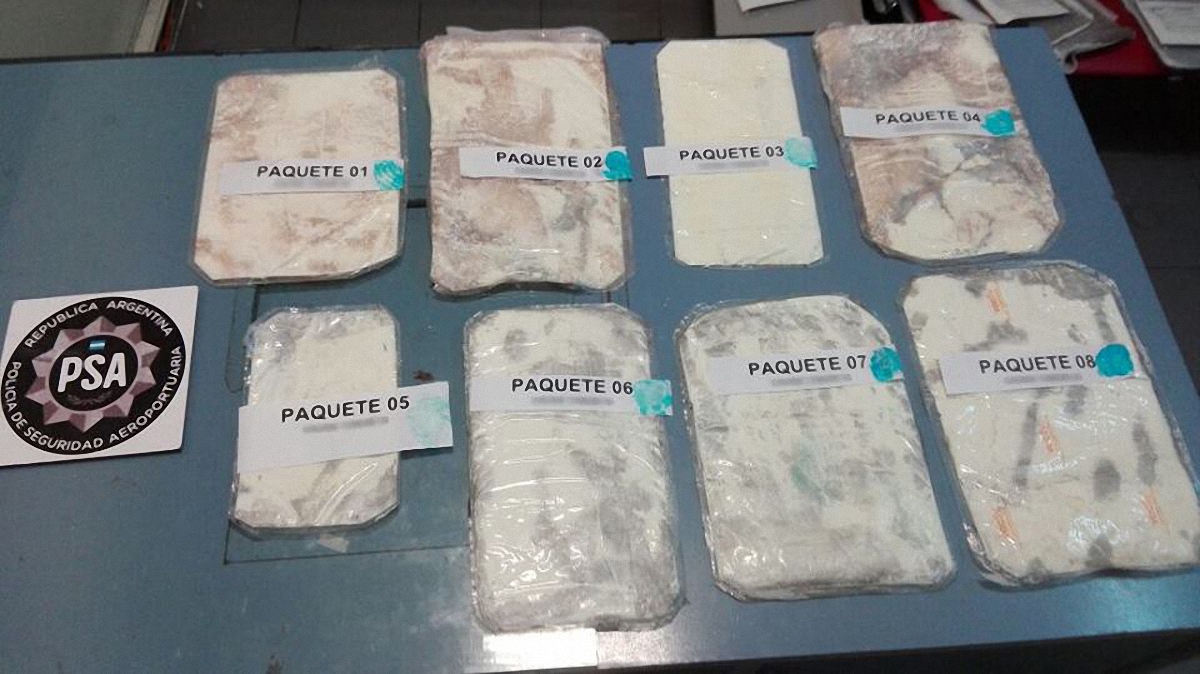 В багаже россиянина нашли кокаин - фото 1