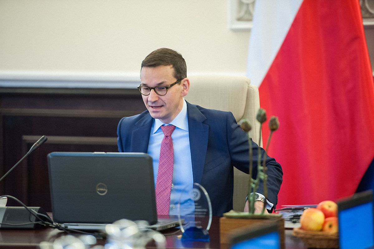 Премьер Польши сообщил, на каких условиях изменят скандальный закон о "бандеризме" - фото 1