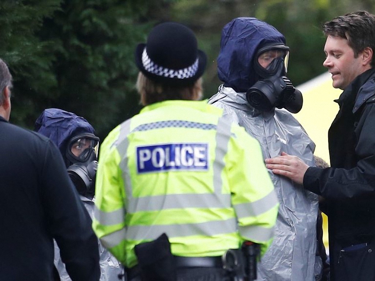 Россиян только начинают наказывать за применение химоружия в Великобритании - фото 1