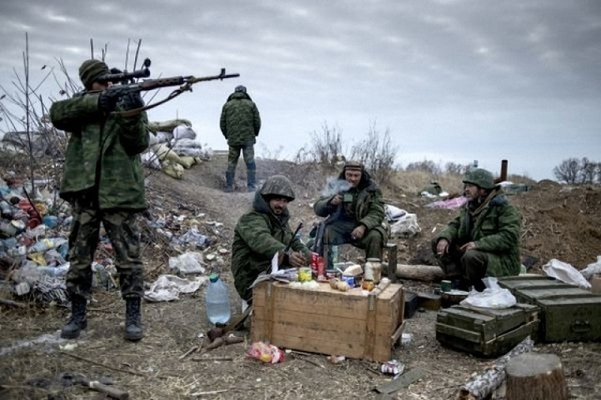 Два бойца ВСУ устроили стрельбу в Донецкой области без причины - фото 1
