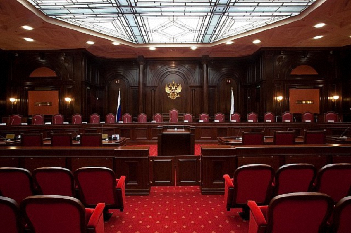 Российские судей обвиняют в причастности к захвату Крыма - фото 1