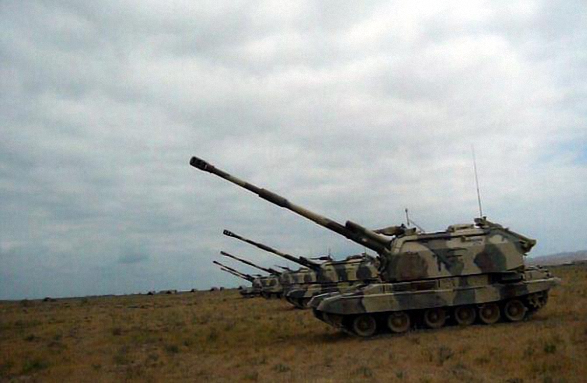 Россияне расчехлили артиллерию вблизи Украины - фото 1