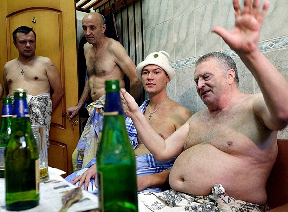 Жириновского обвинили в домогательствах - фото 1