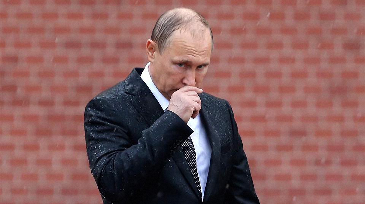 Плешивый карлик стал президентом России в 4 раз - фото 1