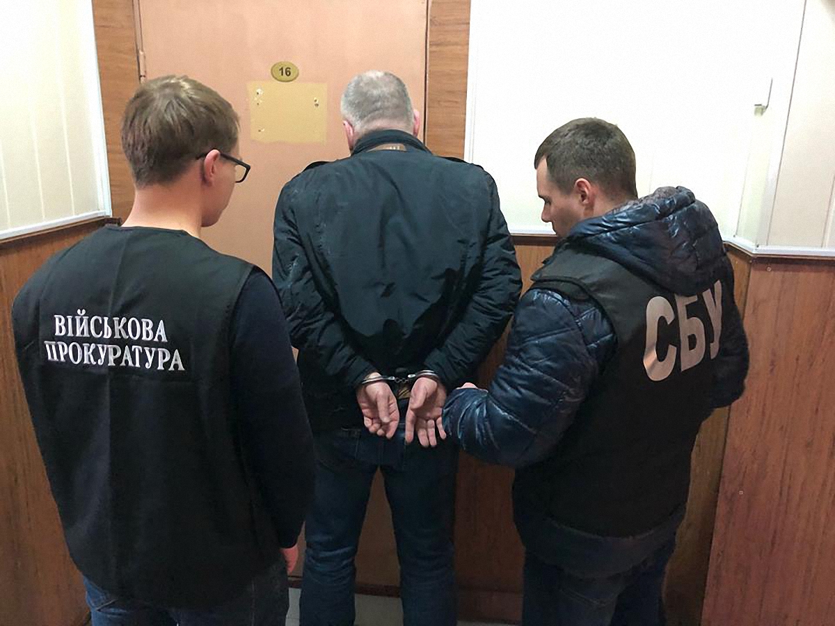 Директор предприятия "Укроборонпром" пытался подкупить прокурора - фото 1