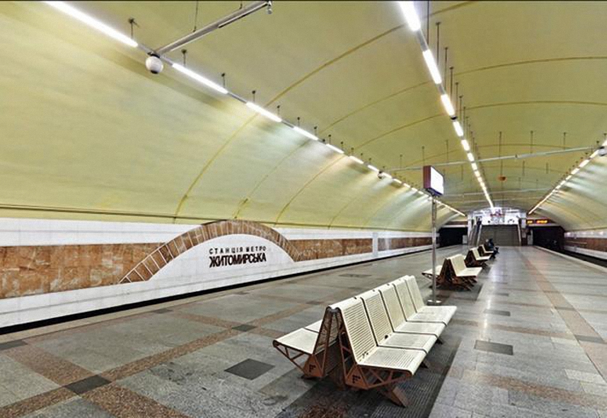 На станции метро "Житомирская" задержали мужчину с большим количеством взрывчатки - фото 1