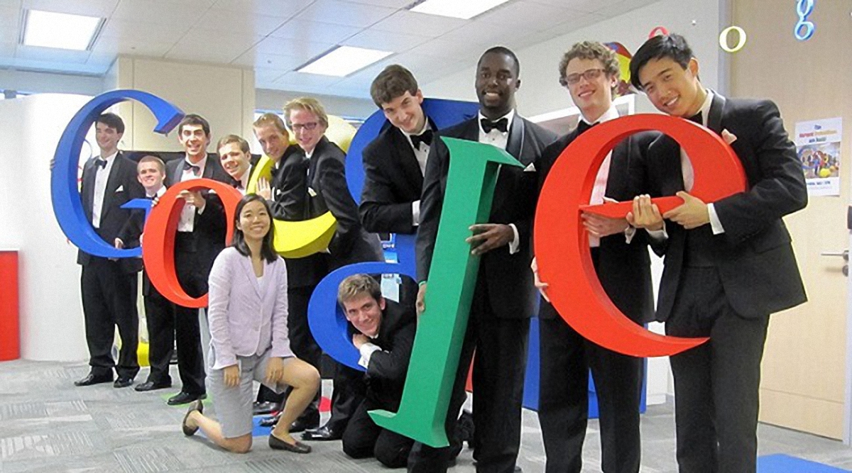 Работники Facebook получают больше работников Google - фото 1