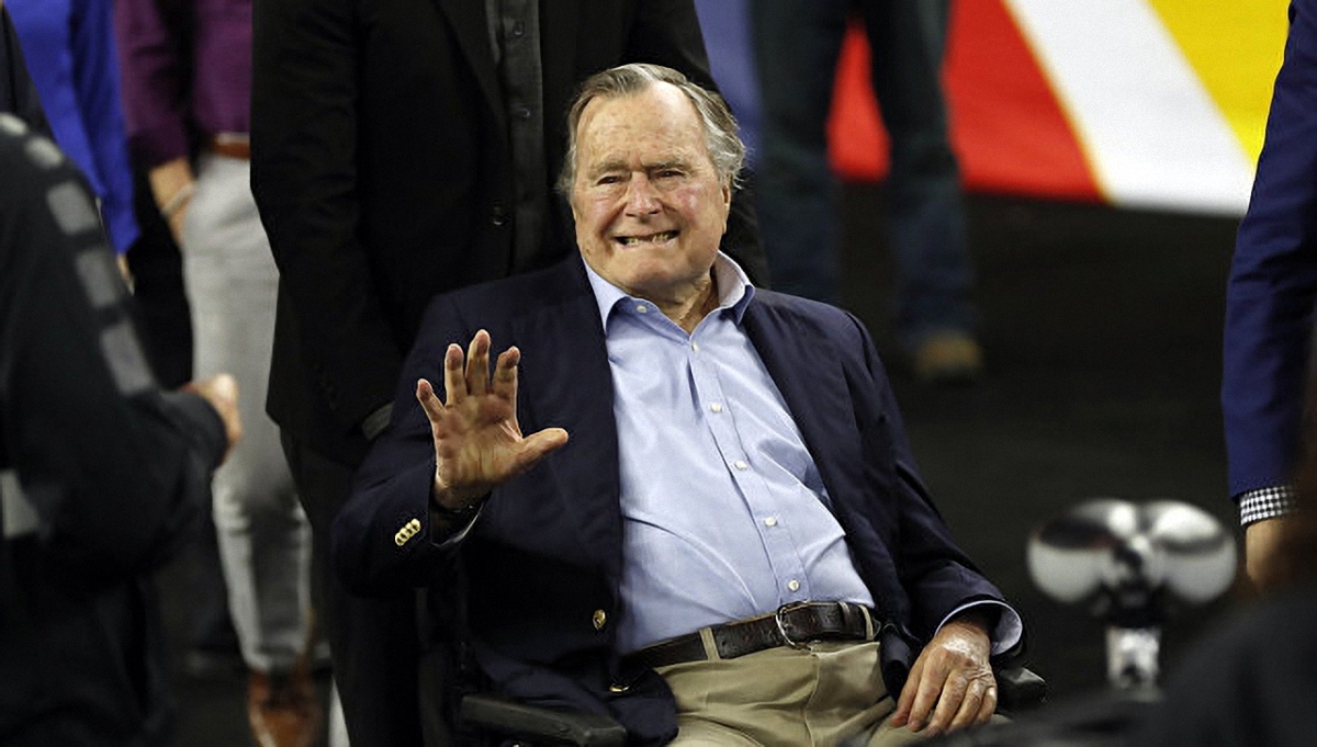 Джордж Буш госпитализиован - фото 1