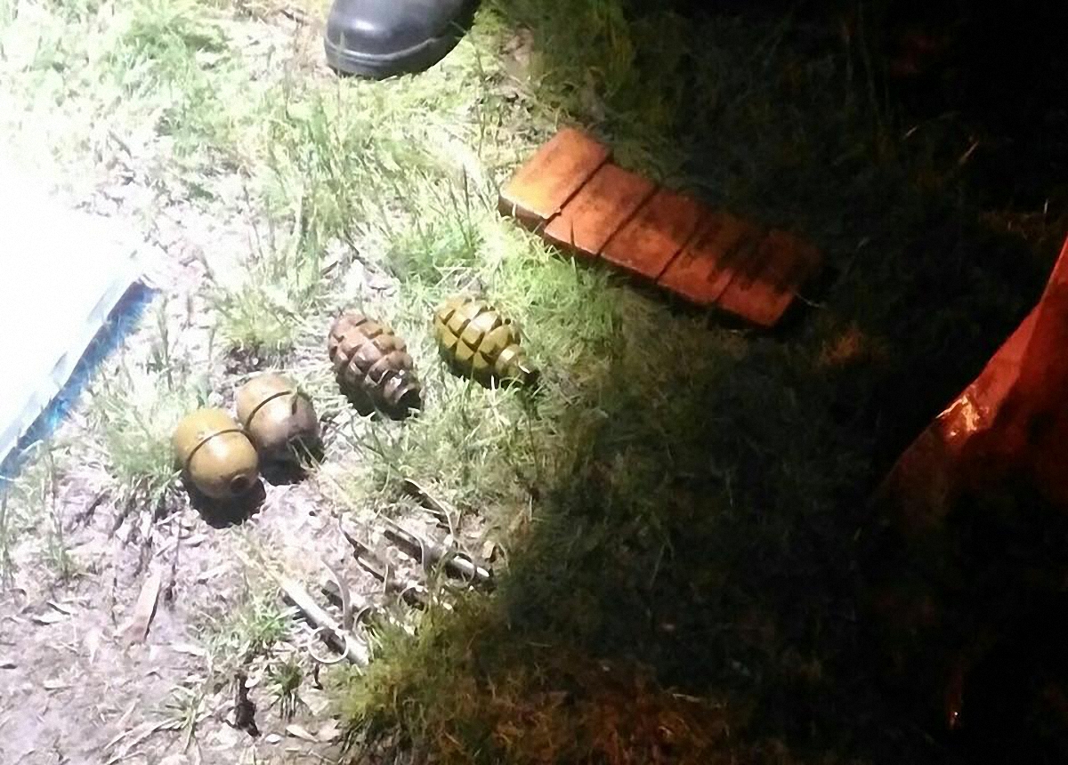 В Киеве нашли взрывчатку, гранаты и патроны - фото 1