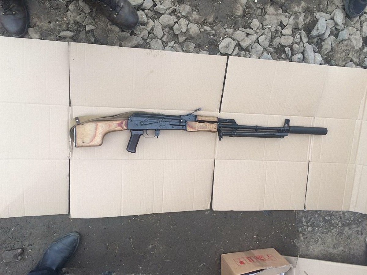 СБУ обнаружила аресенал оружия в Киевской области - фото 1