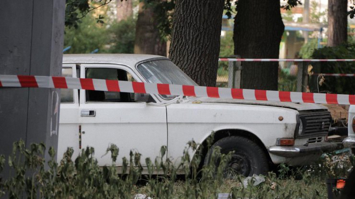 Взрыв машины в Киеве: владельцу авто объявили о подозрении в двух статьях - фото 1