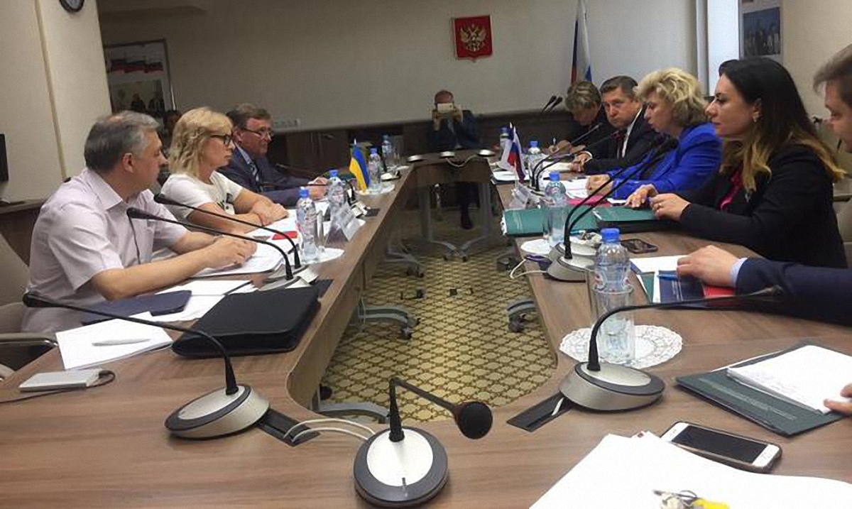 Омбудсмены РФ и Украины проводят встречу - фото 1