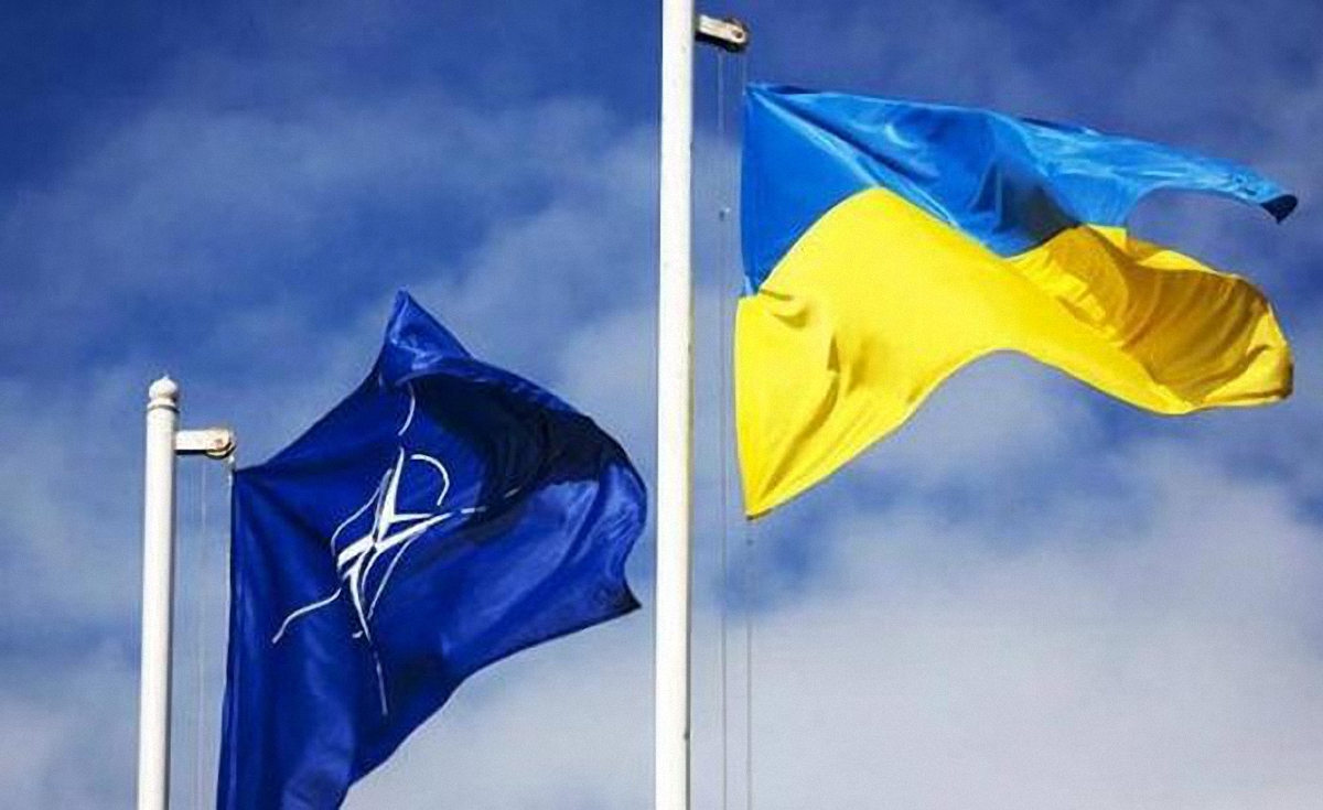 Закон о нацбезопасности приближает Украину к вступлению в НАТО - фото 1