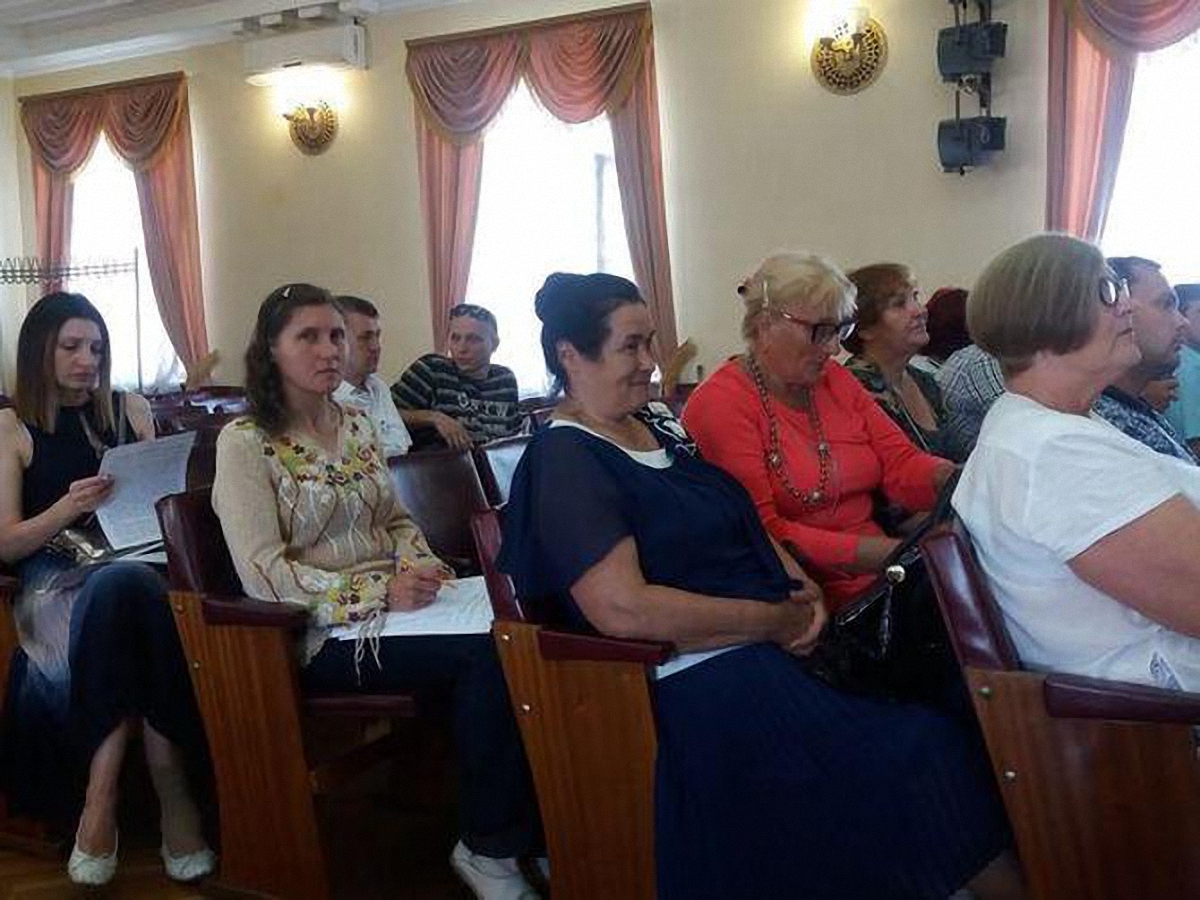 Депутаты в Кропивницком не хотят говорить на украинском - фото 1