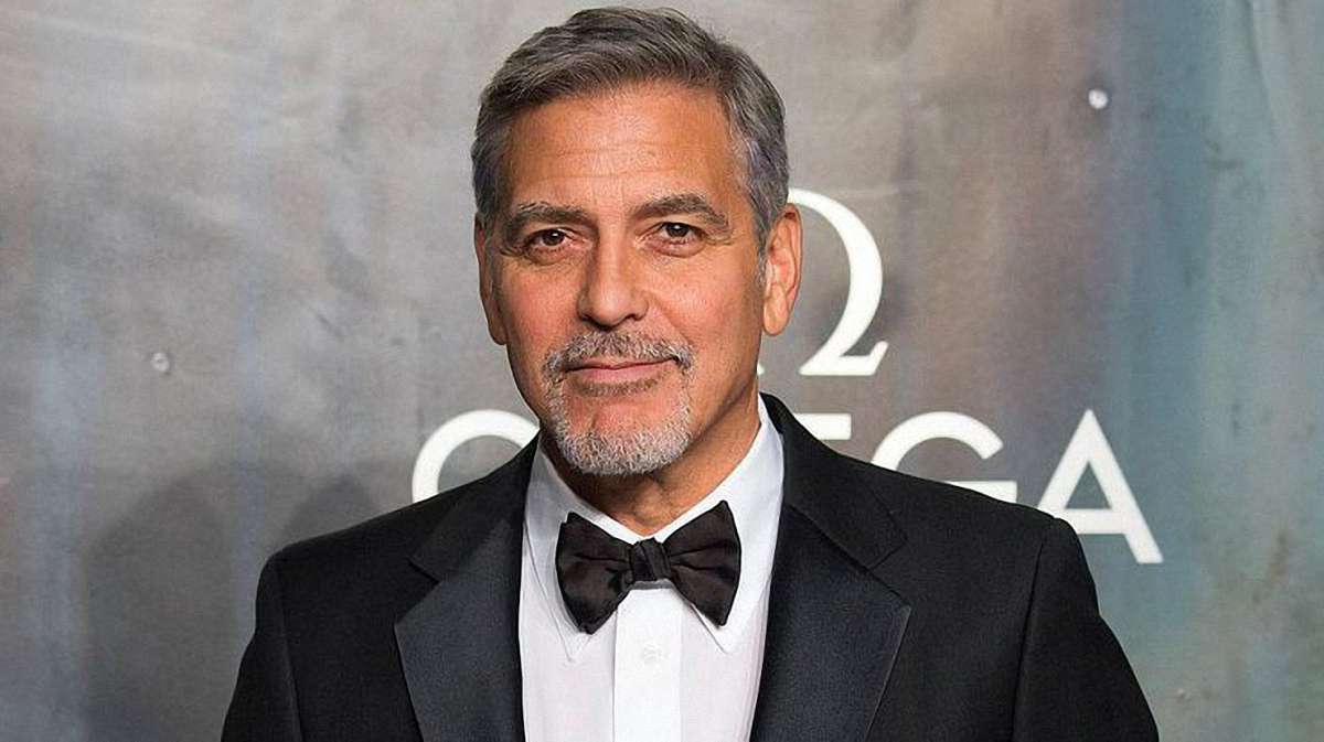 Джордж Клуни врезался в автомобиль - фото 1