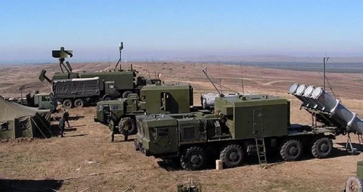 Россия задействовала ракетные комплексы на учениях в Крыму - фото 1