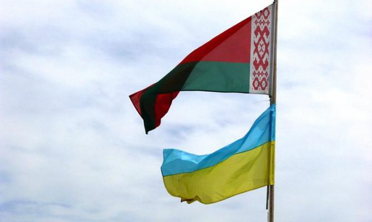 Зачем на самом деле в Украину прилетели военные из Беларуси? - фото 1