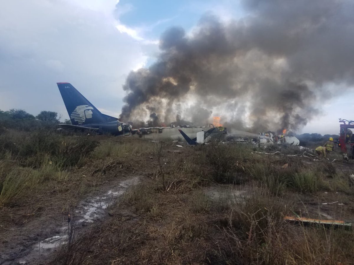 В результате падения самолета Aeromexico никто не погиб - фото 1
