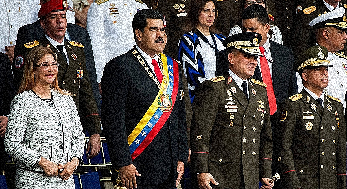 Покушение на Мадуро успехом не увенчалось - фото 1