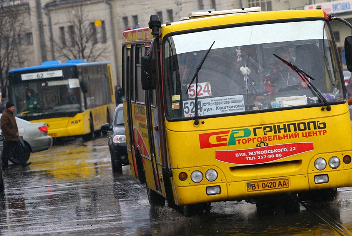 В Украине каждая третья маршрутка не имеет права перевозить пассажиров - фото 1