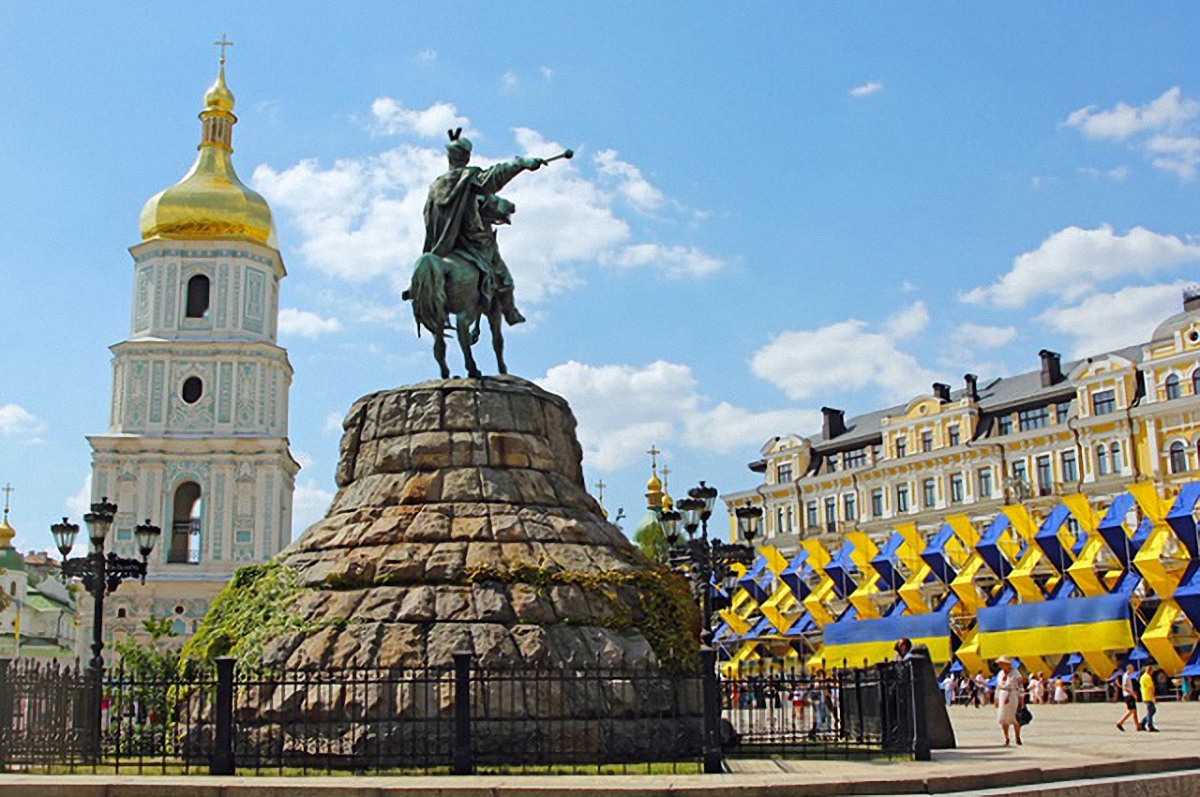 День флага и День Независимости: какие улицы Киева перекроют 23 и 24 августа - фото 1