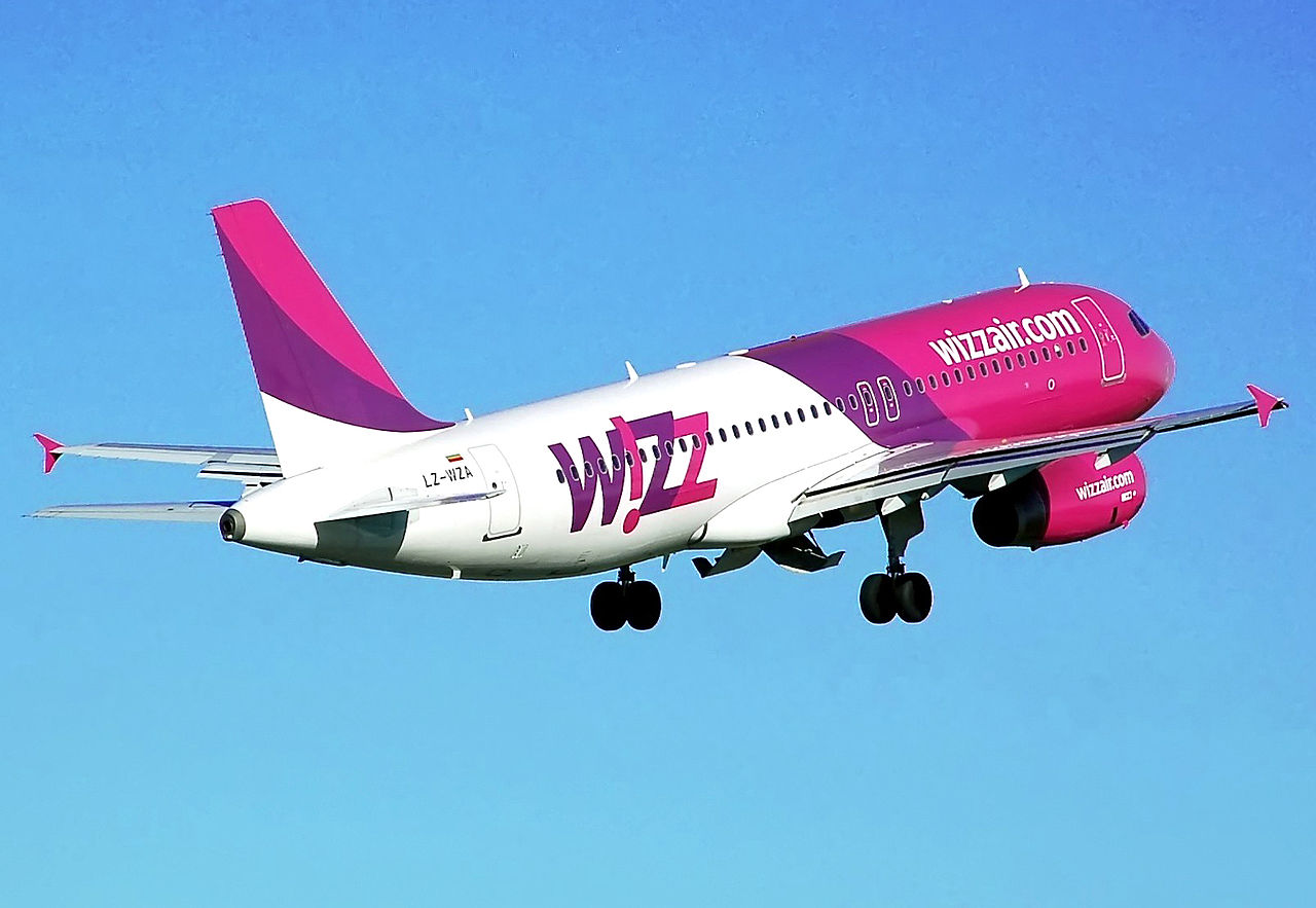 Лоукостер Wizz Air запускает пять новых рейсов из Украины - фото 1