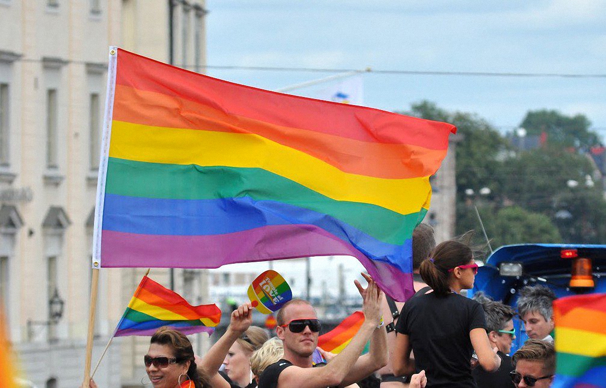 В Черновцах не хотят проведения гей-парадов и фестивалей равенства - фото 1