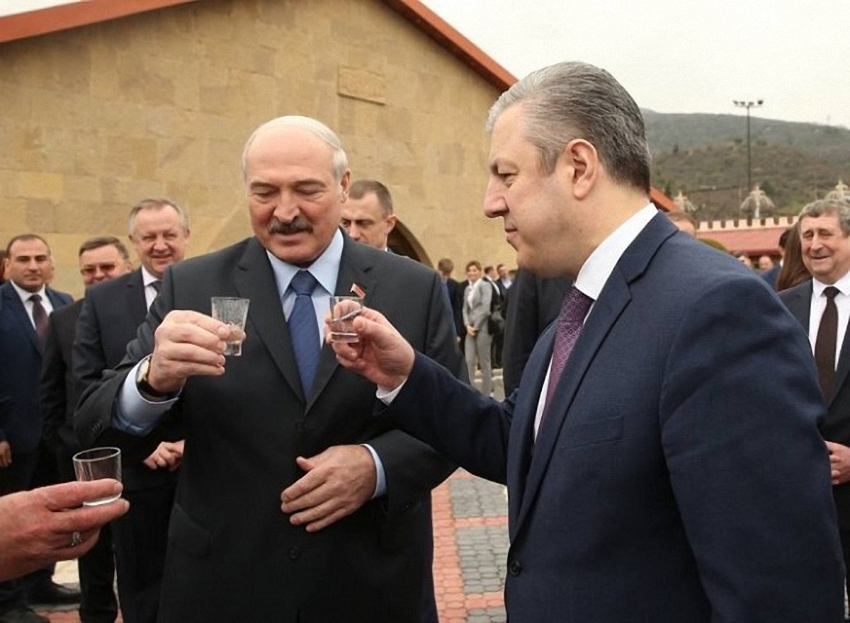 Лукашенко будет бороться с пьянством в стране - фото 1