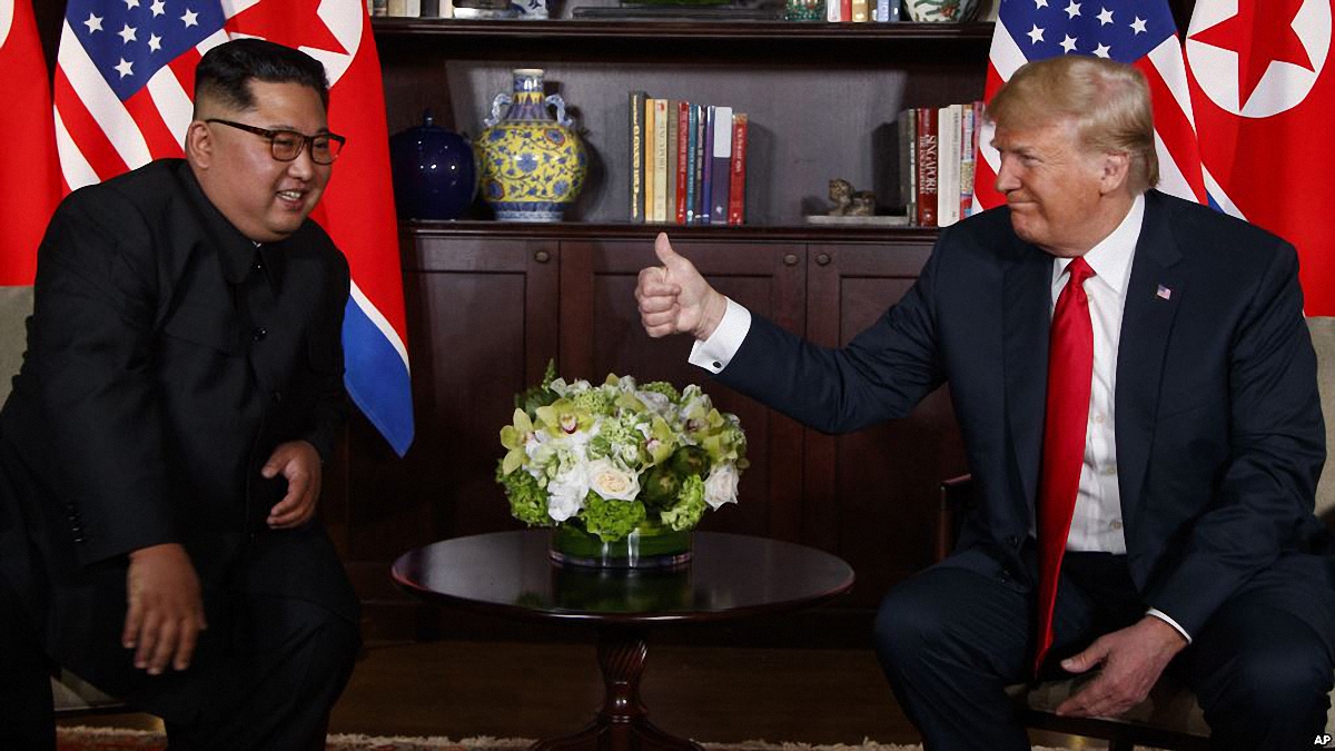 В Белом доме обсуждают вопрос о новой встрече Трампа с Ким Чен Ыном - фото 1