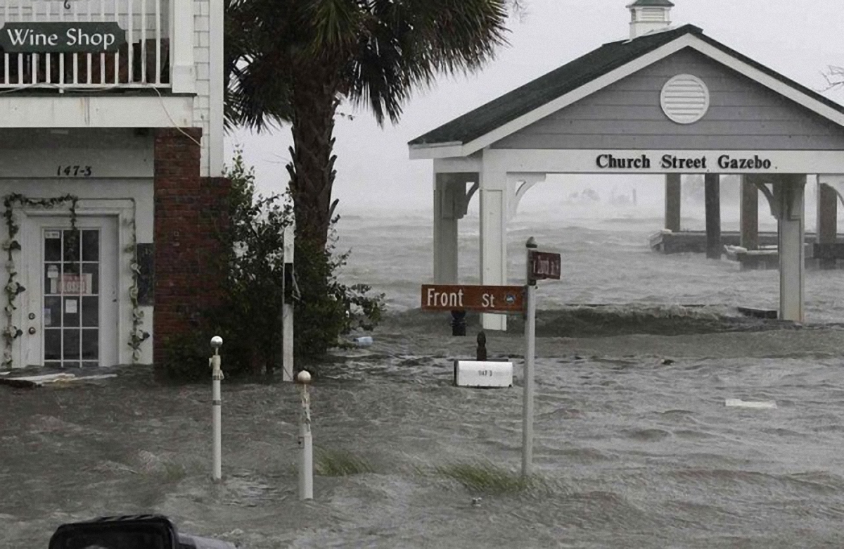 Последствия урагана "Флоренс" в Штатах - фото 1