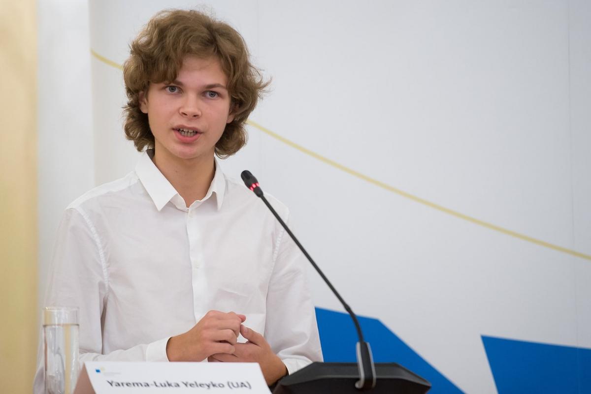  Ярема-Лука Елейко победил в финале Международных молодежных дебатов - фото 1