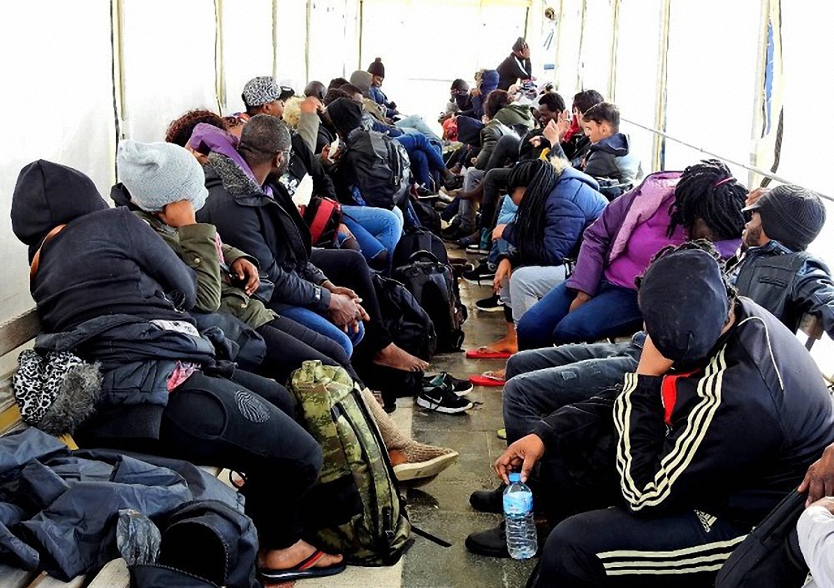 В Турции задержали более тысячи мигрантов - фото 1