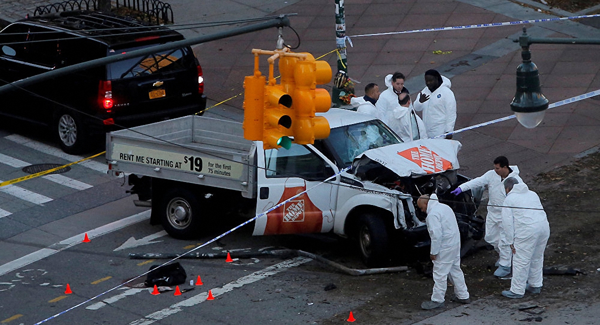 Прокуроры в США требуют смертной казни для террориста, который насмерть сбил 8 человек - фото 1