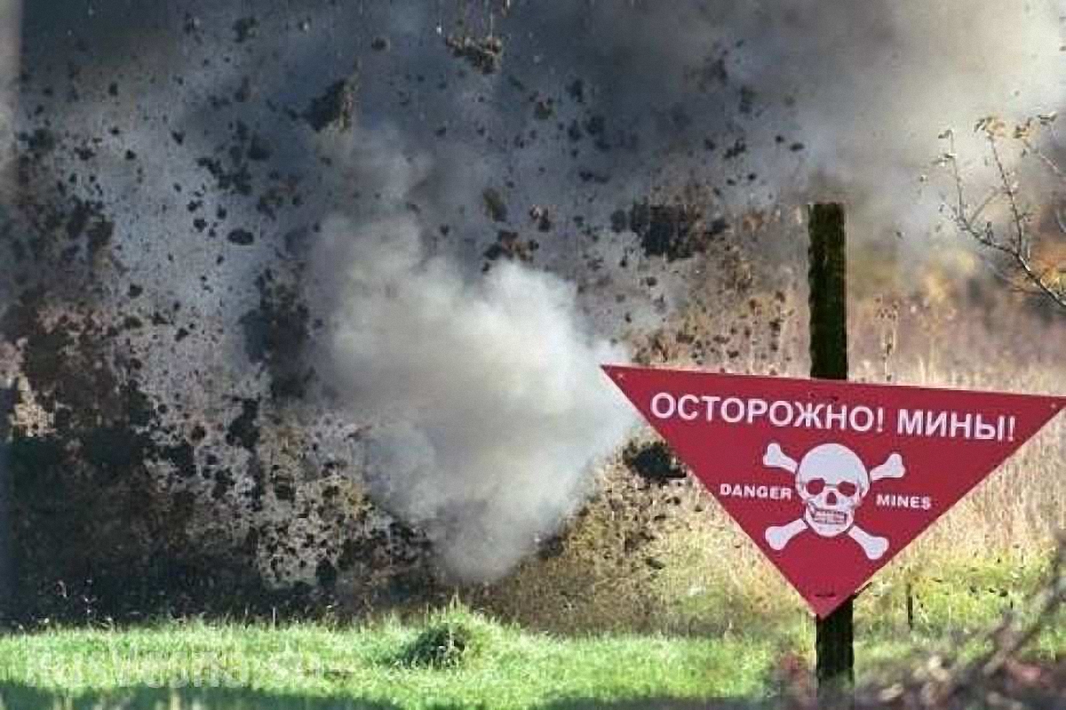 Российские террористы подорвались на собственной мине - фото 1