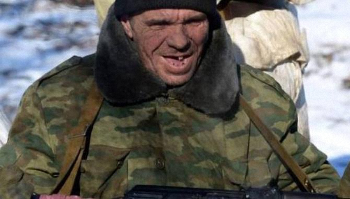 49-летний боевик "ДНР" изнасиловал товарища по службе - фото 1