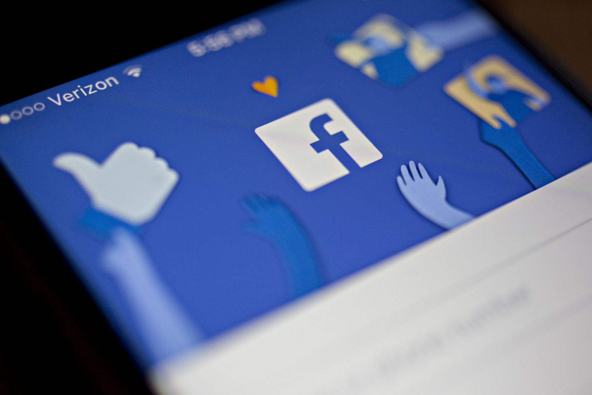 Facebook удалил российскую компанию - она передавала данные пользователей спецслужбам - фото 1