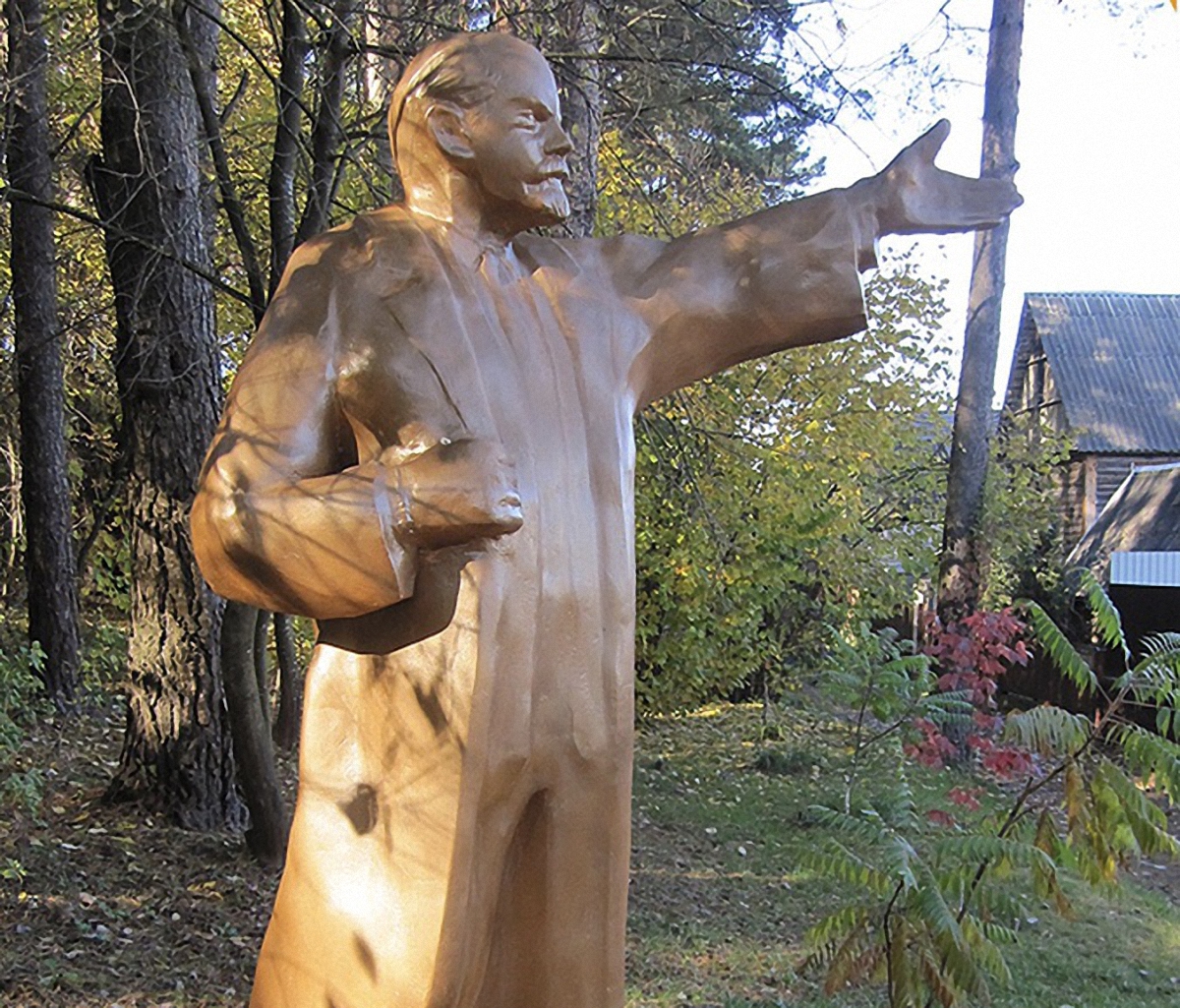 Памятник Ленину под Витебском - фото 1