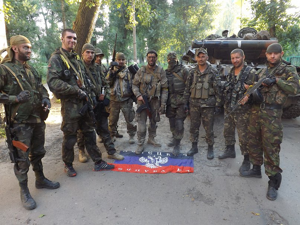 Последние добровольцы: зачем Правый сектор ушел с Донбасса и почему это хорошо - фото 1