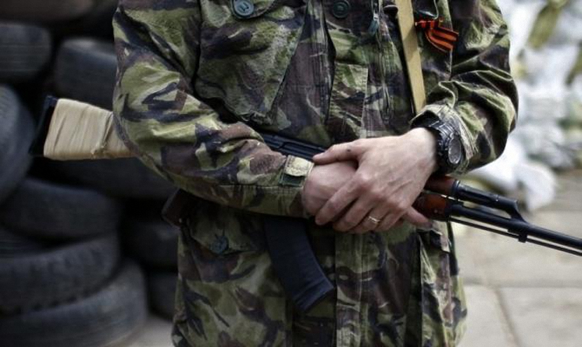Российские террористы легко ранили украинского военного - фото 1