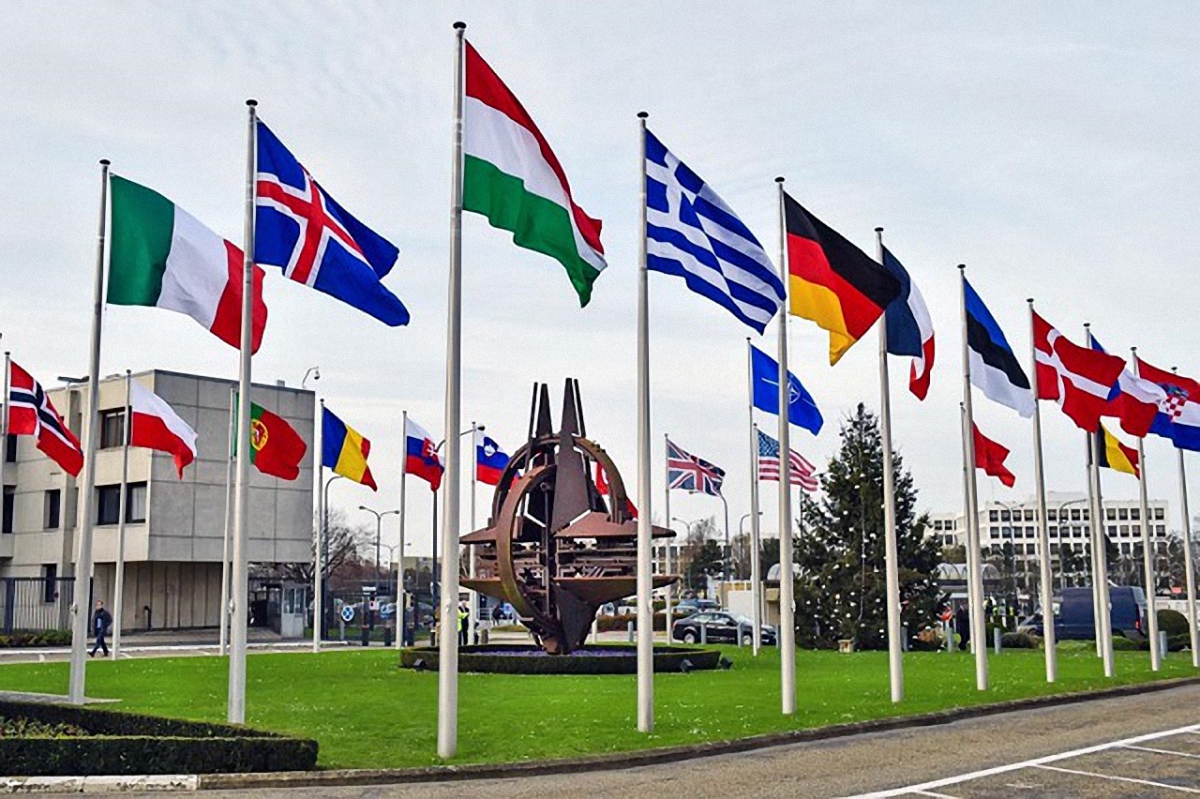 В НАТО заявили о непризнании "выборов" в "ЛДНР" - фото 1